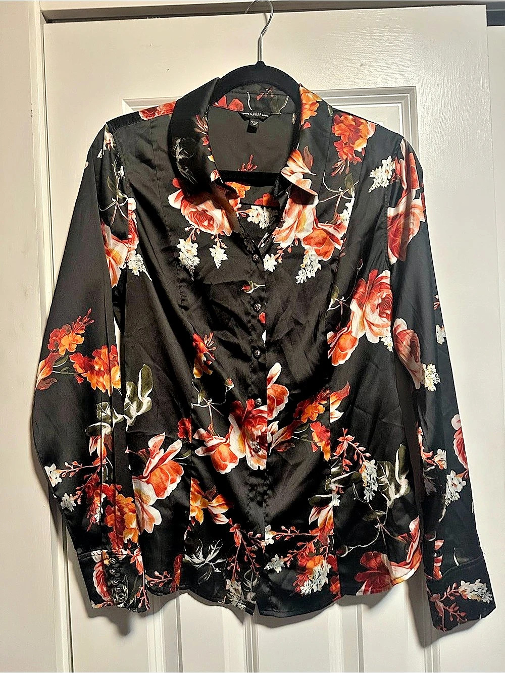 GUESS Floral Blouse in Black & Red Size Medium Like New